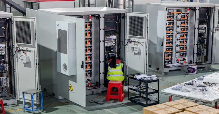 Solar PV system cost analysis and technical consultation center