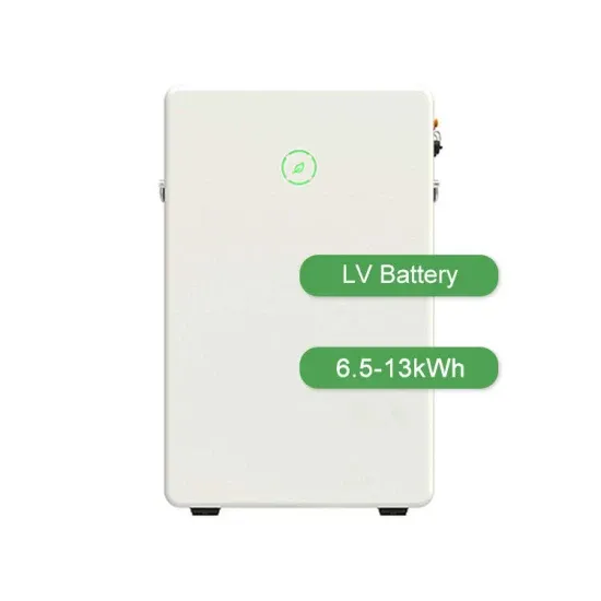 What are the differences between the voltages of photovoltaic panels 